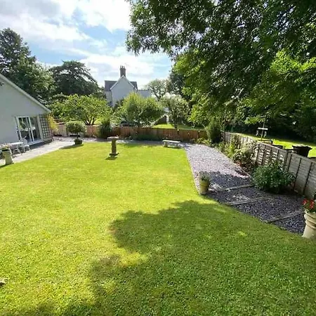 Allt Lwyd - Peaceful & Tranquil Setting Bangor  Exterior photo